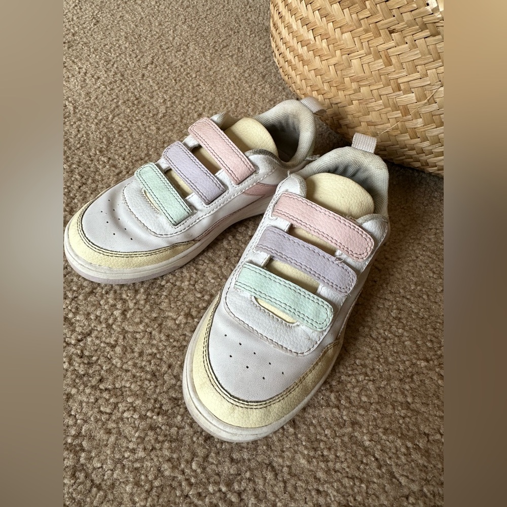 Multicolor H&M sneakers